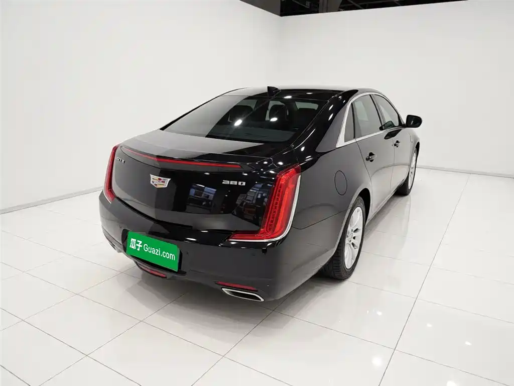 Cadillac XTS 28 T Tech