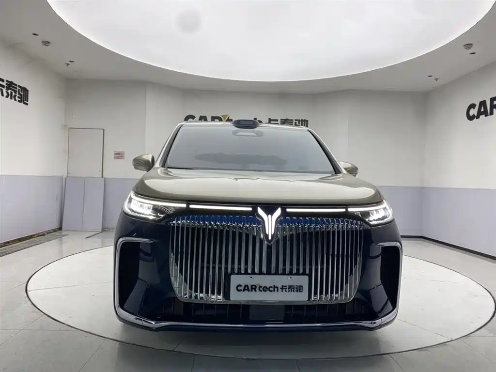 Voyah Dreamer PHEV Qiankun Ultra