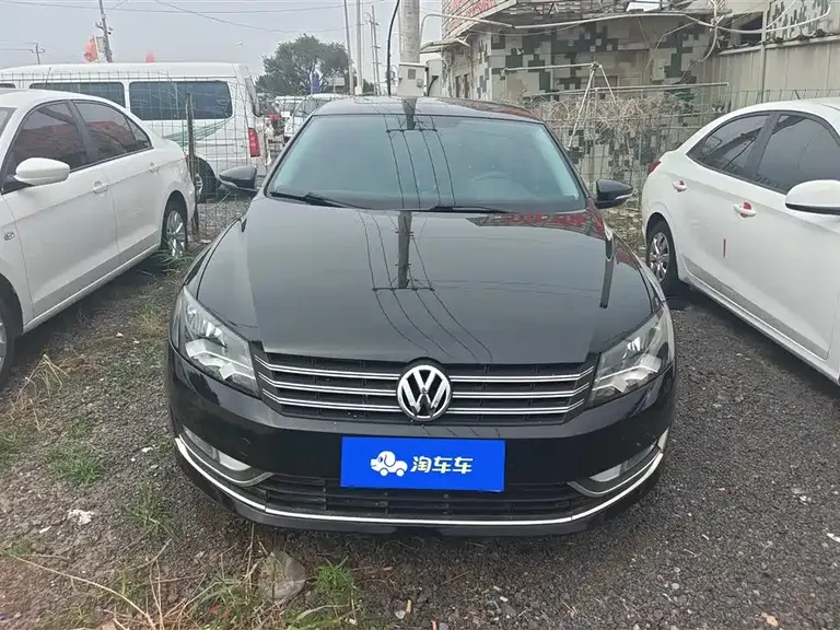 Volkswagen Passat 1.8 TSI DSG Honored