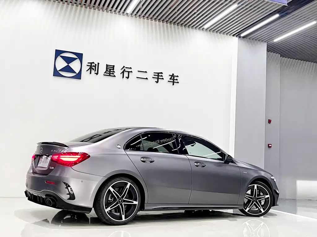 Mercedes-Benz A-Class AMG Facelift AMG A 35 L 4 MATIC