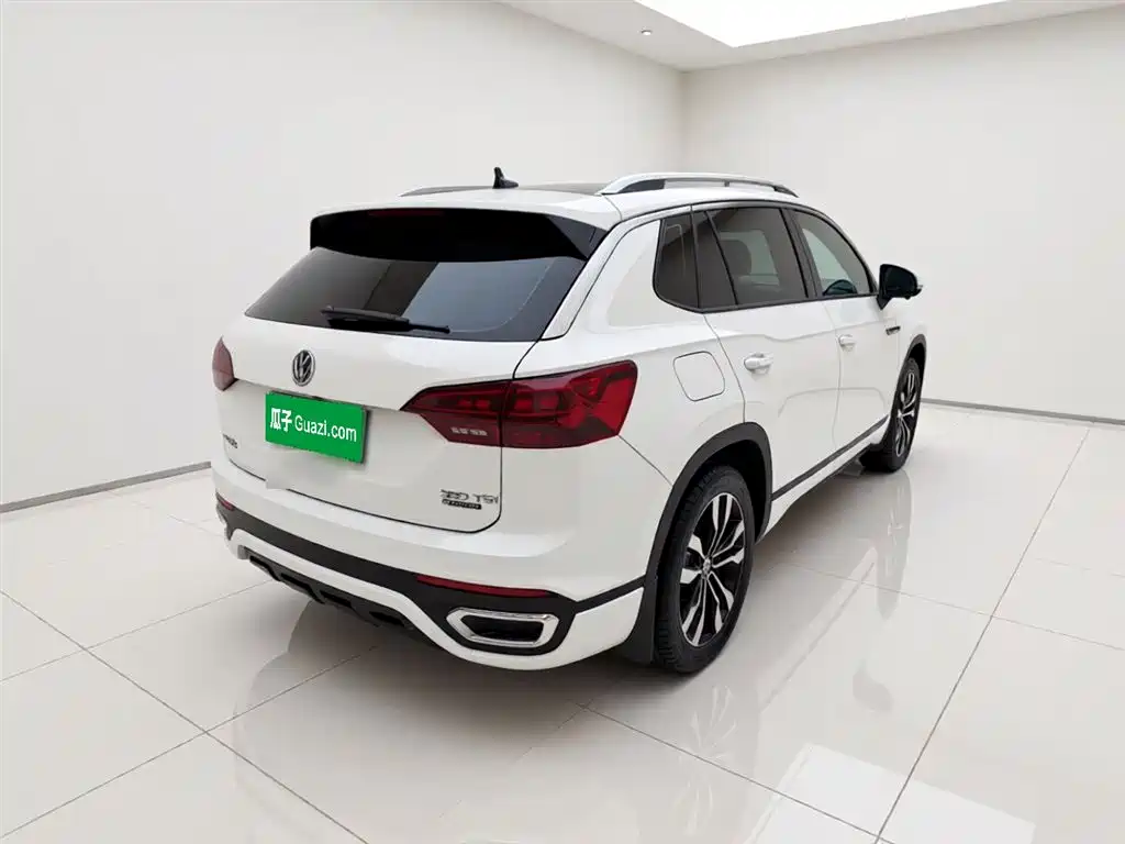 Tayron 380 TSI 4 WD R-Line Connected