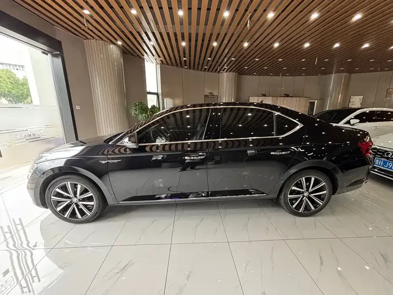 Skoda Superb TSI280 DSG Premium