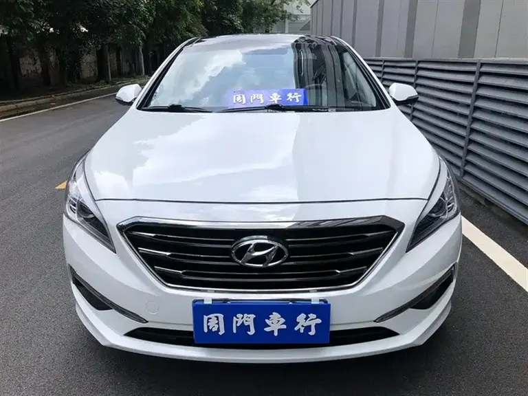 Hyundai Sonata 1.6 T GLX Leading