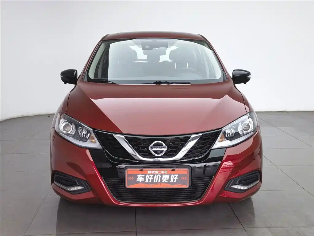 Tiida 1.6 L CVT Smart Travel