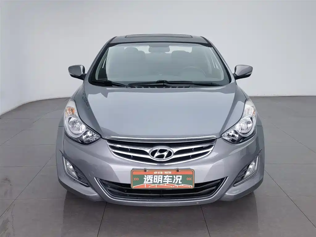 Elantra Langdong 1.6 L Auto Distinguished