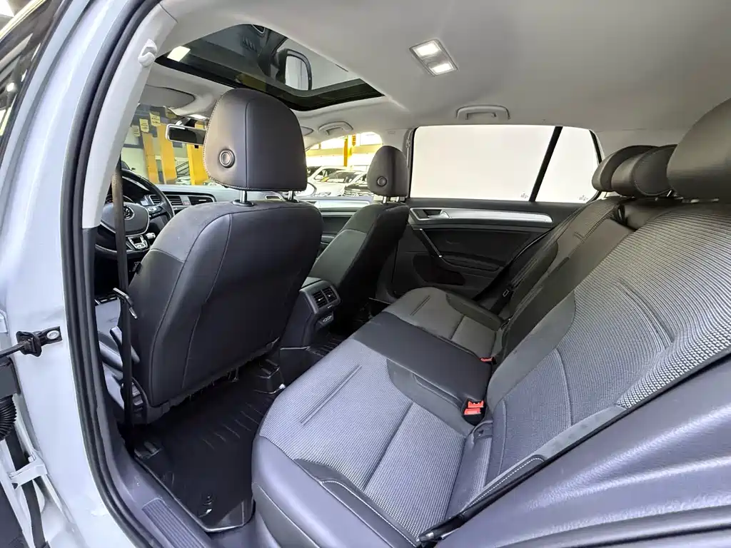 Golf 280 TSI DSG Comfort CN-VI