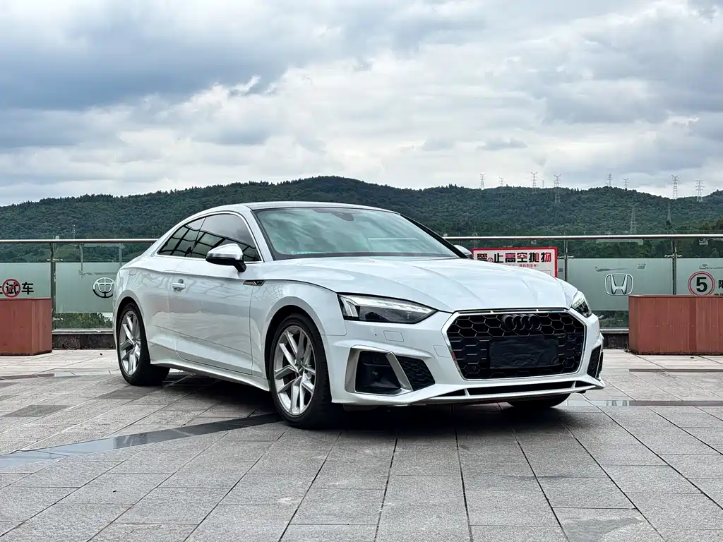 Audi A5 (Import) 奥迪A5(进口) 2021款 Coupe 40 TFSI 时尚动感型