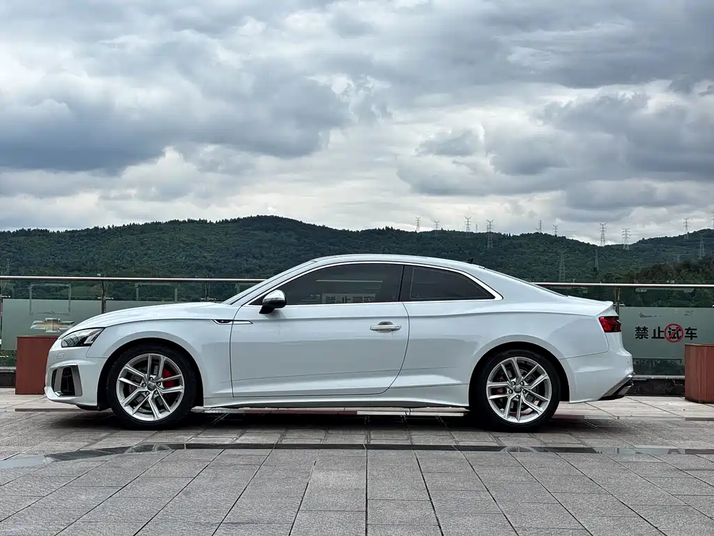 Audi A5 (Import) 奥迪A5(进口) 2021款 Coupe 40 TFSI 时尚动感型