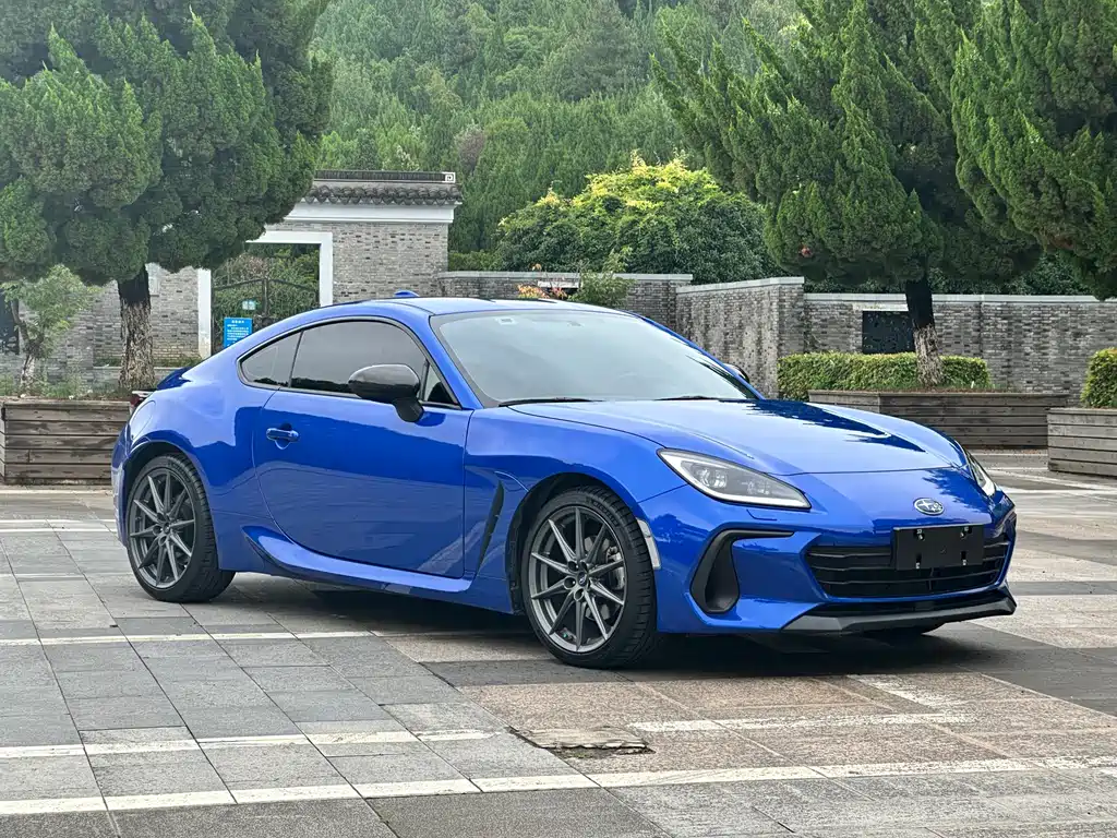 Subaru BRZ 2.4 L Manual