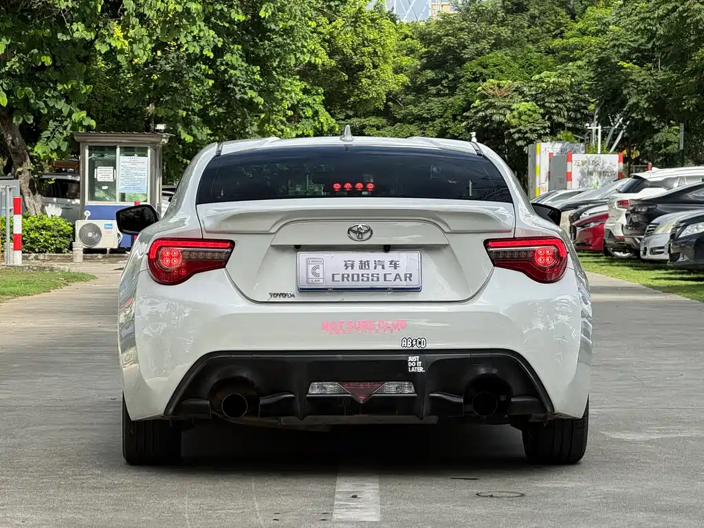 Toyota 86 2.0 L Manual Luxury