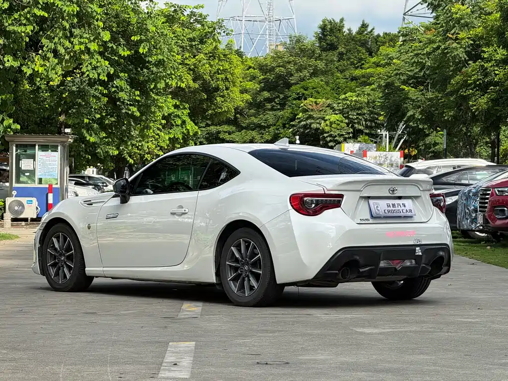Toyota 86 2.0 L Manual Luxury