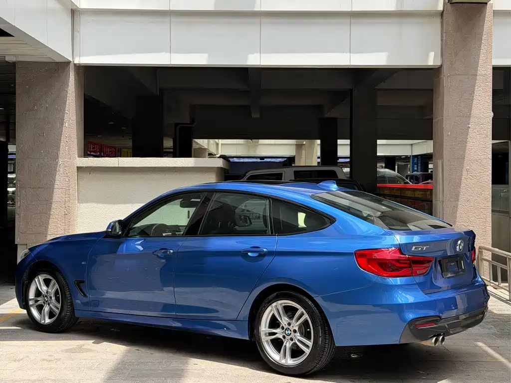 BMW 3 Series GT 320 i M Sport