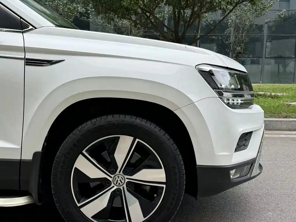Tharu 280 TSI 2 WD Comfort CN-VI