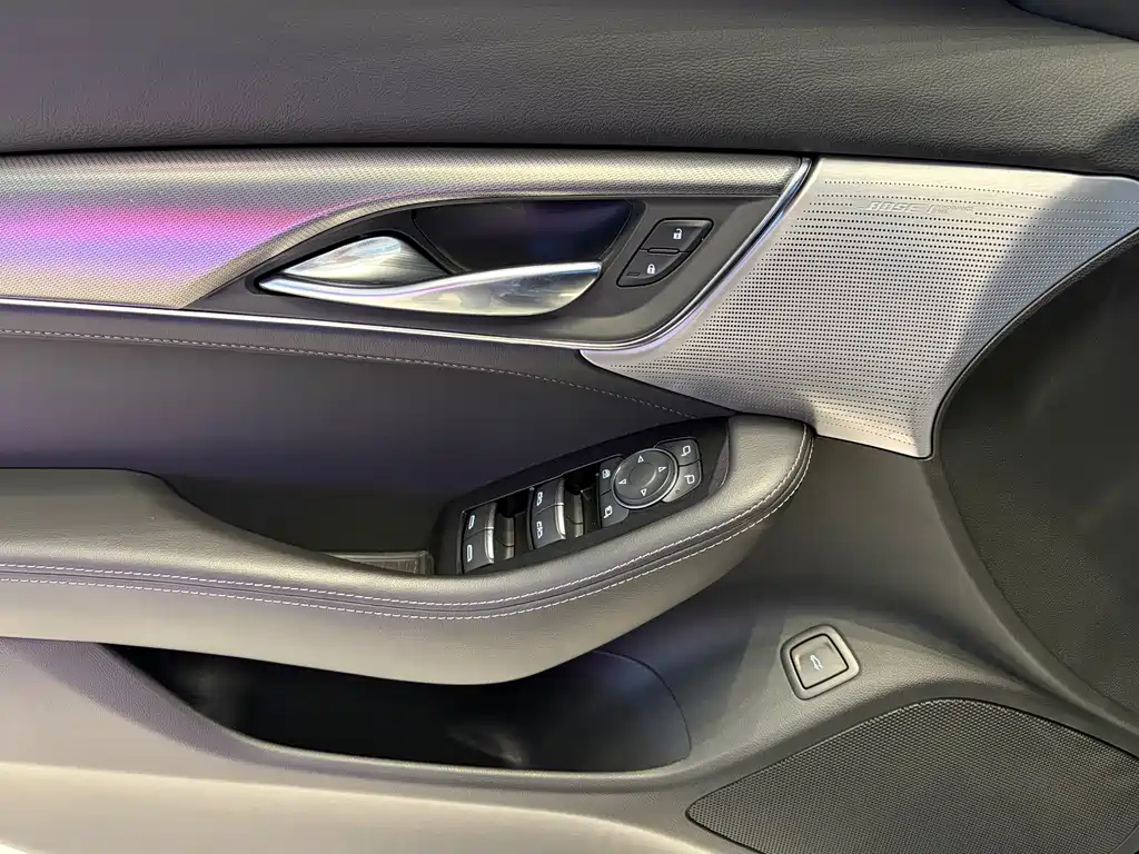 Cadillac CT5 Facelift 28 T Luxury