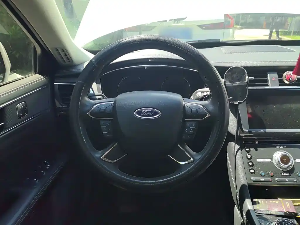Taurus EcoBoost 245 Outstanding CN-VI