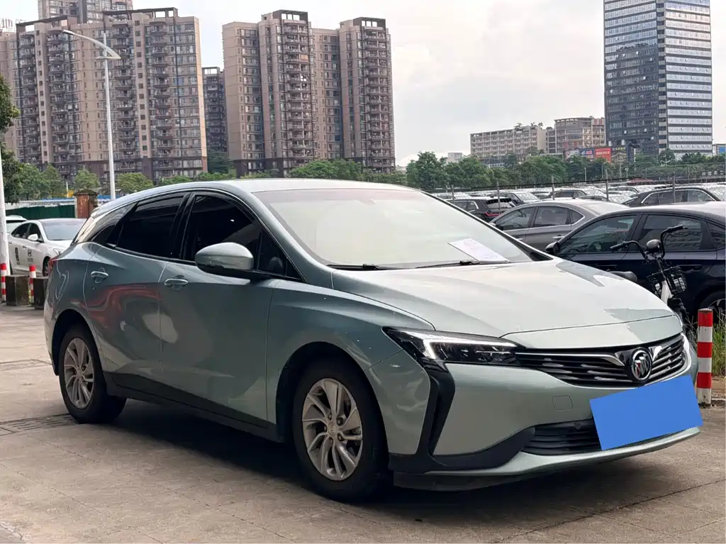 Velite 6 PHEV Connected Fashion