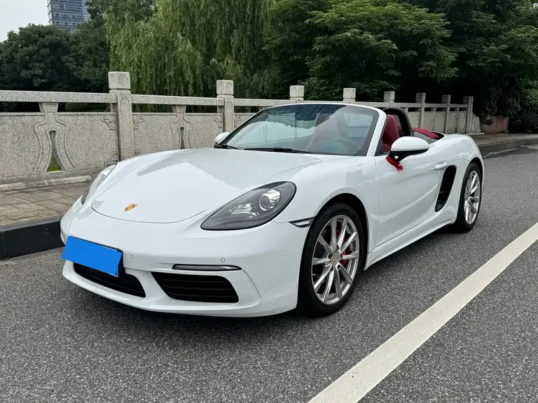 Porsche 718 Boxster 2.0 T