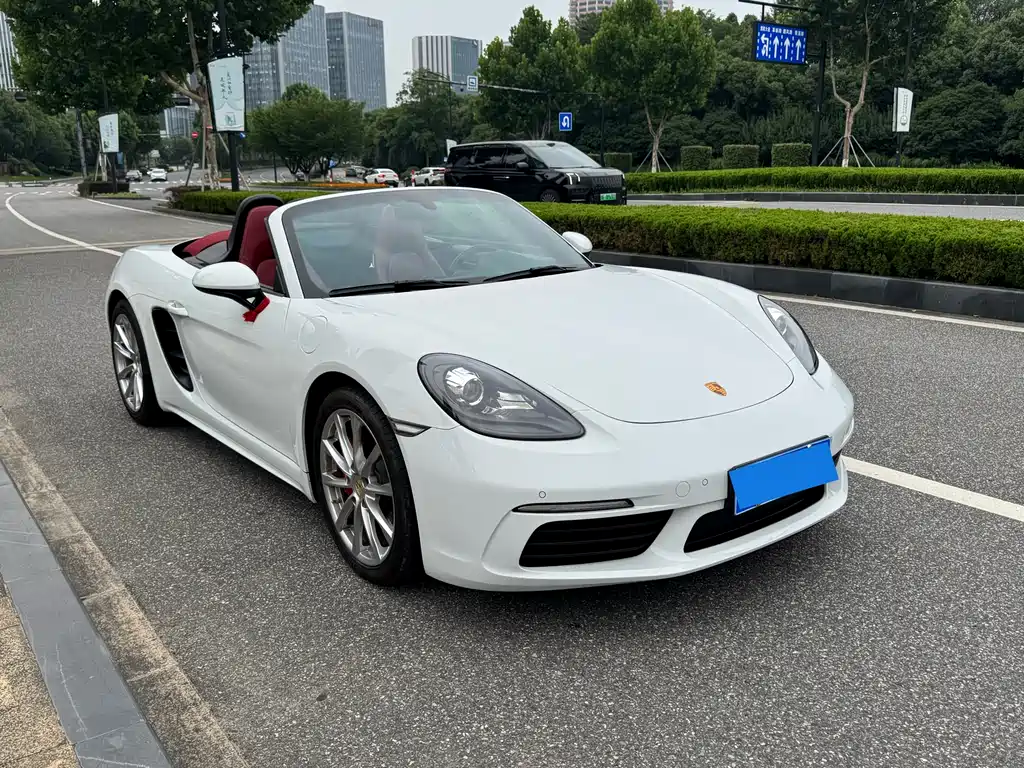 Porsche 718 Boxster 2.0 T
