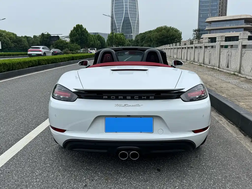 Porsche 718 Boxster 2.0 T