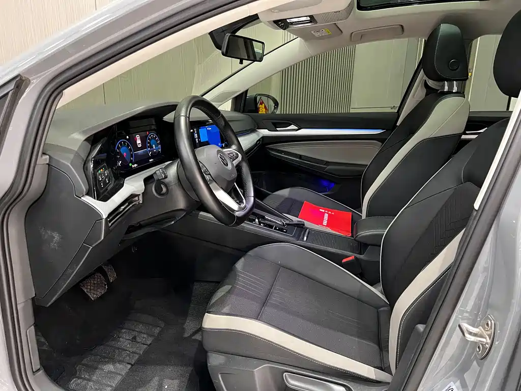 Golf 200 TSI DSG Pro