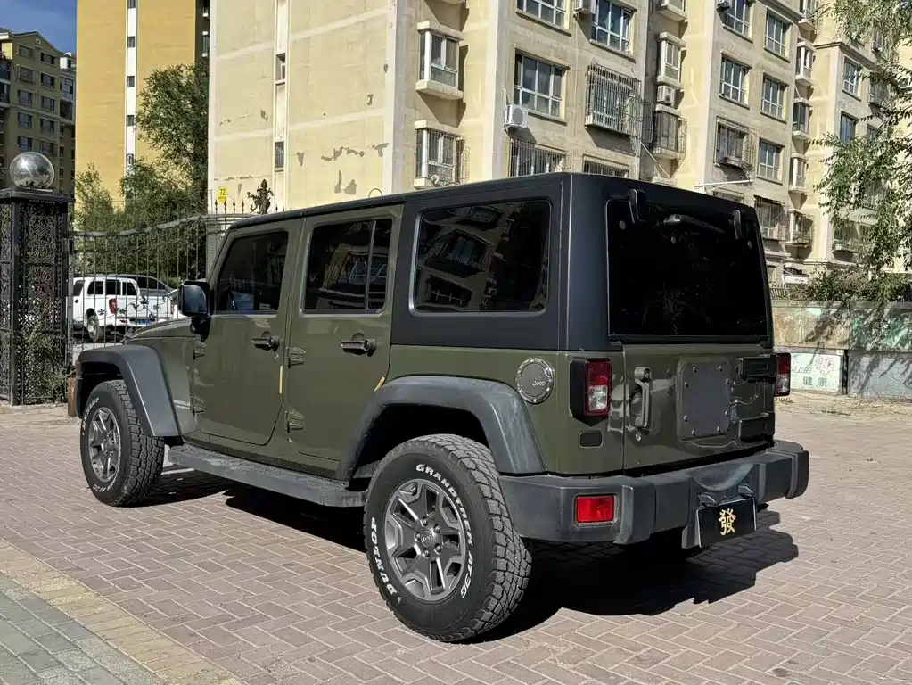 Wrangler 3.6 L Rubicon 4-door Comfort Enjoyment