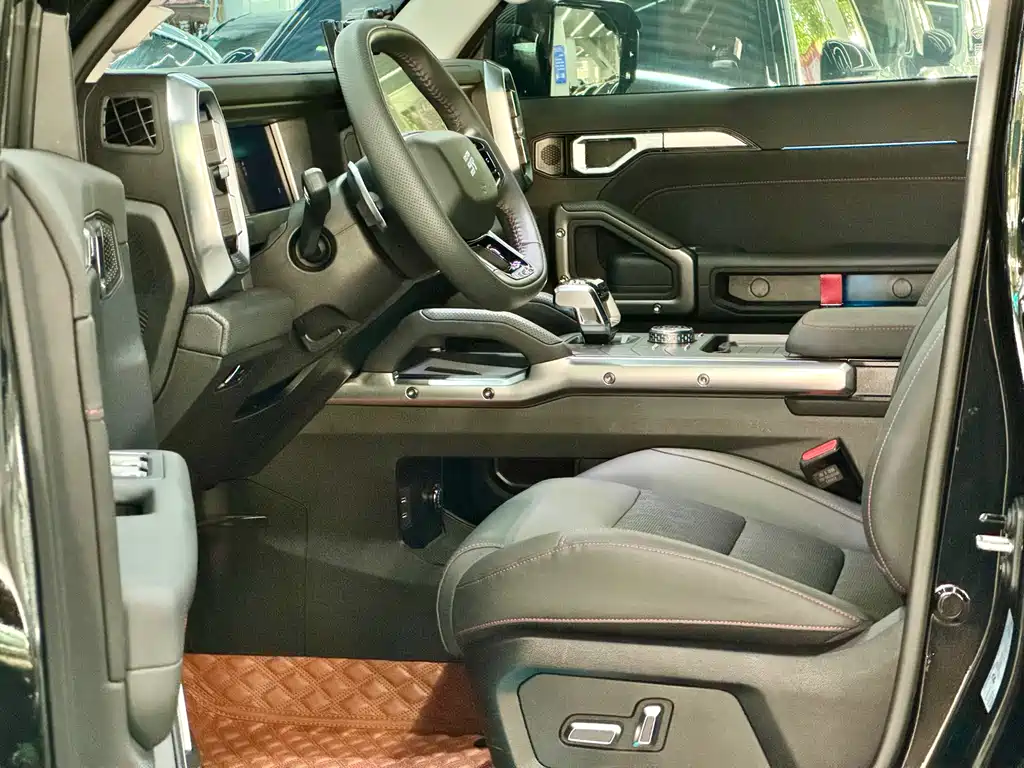 Jetour Traveller 2.0 T 4 WD Cross PRO