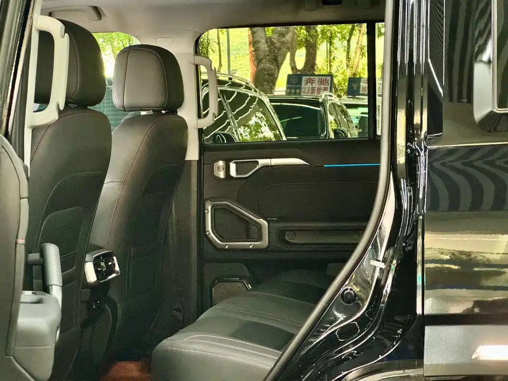 Jetour Traveller 2.0 T 4 WD Cross PRO