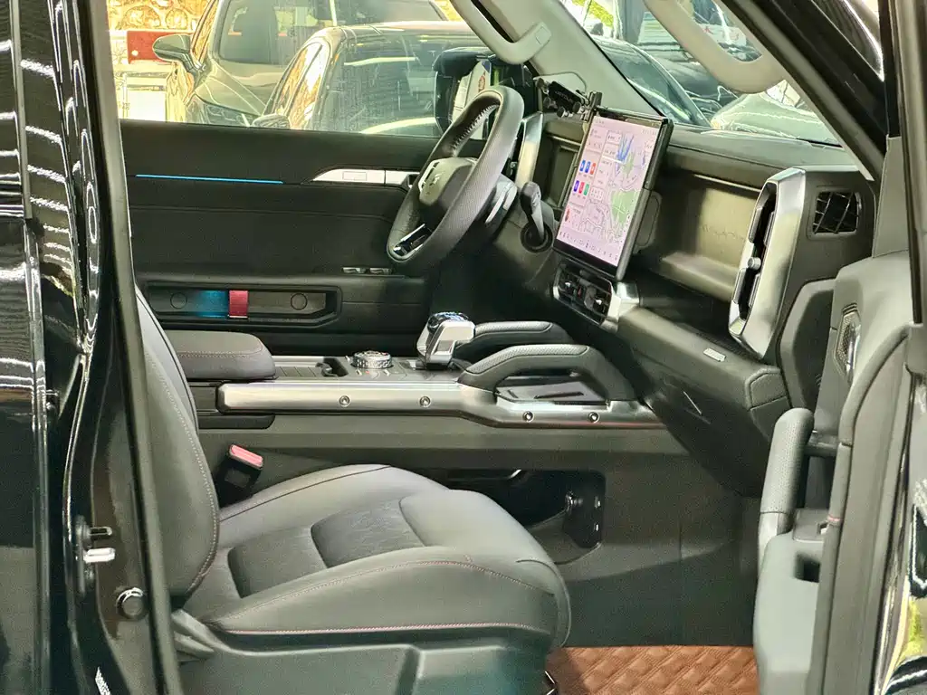Jetour Traveller 2.0 T 4 WD Cross PRO