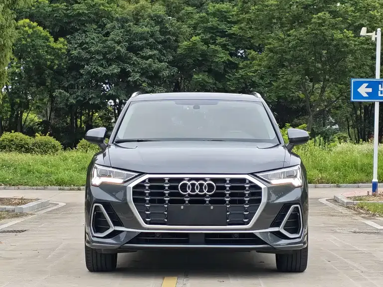 Audi Q3 35 TFSI Fashion Dynamic