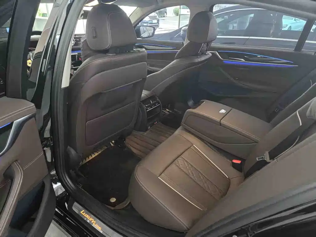 BMW 5 Series Facelift 525 Li M Sport Package