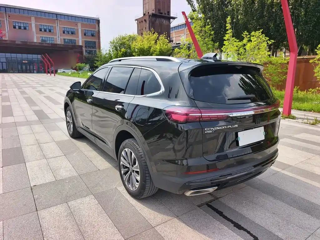 Envision Plus Envision Plus 28 T 2 WD Premium