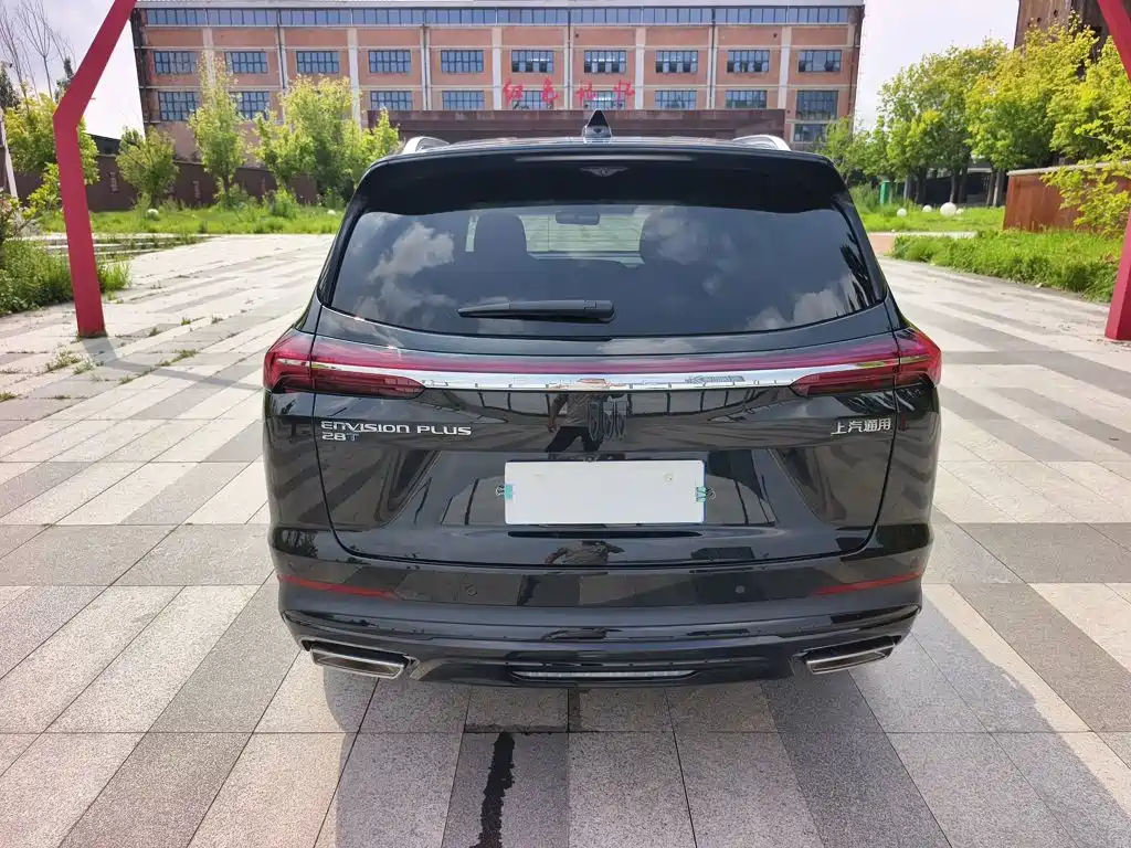 Envision Plus Envision Plus 28 T 2 WD Premium