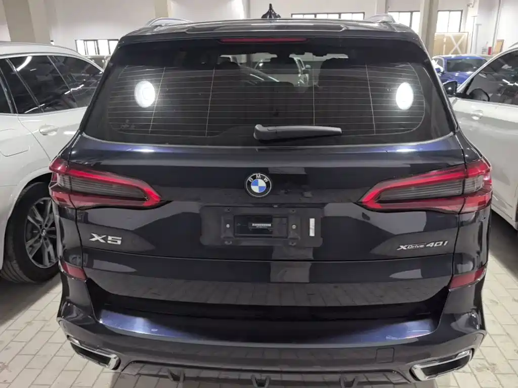 BMW X5 (Import) xDrive40 i M Sport Package