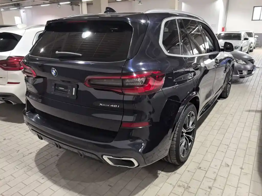 BMW X5 (Import) xDrive40 i M Sport Package