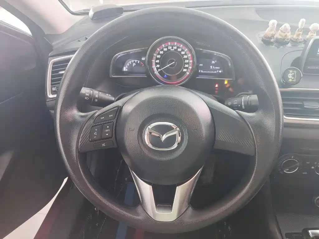 Mazda 3 Axela Sedan 1.5 L Auto Comfort
