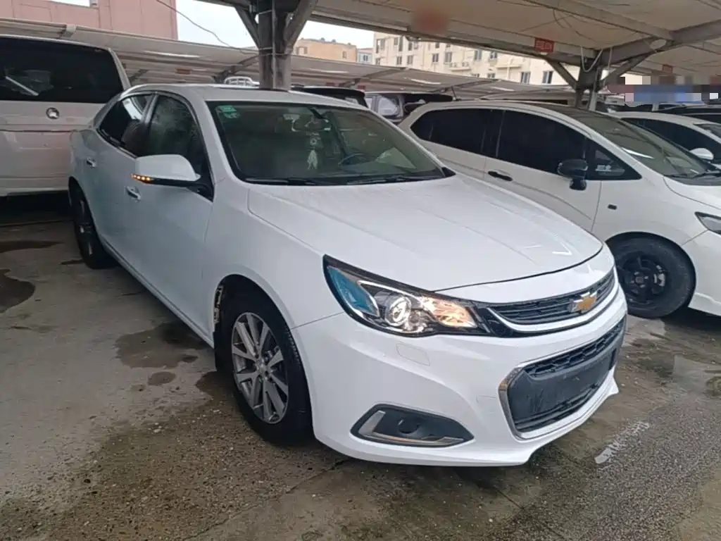 Malibu 2.0 L Auto Luxury