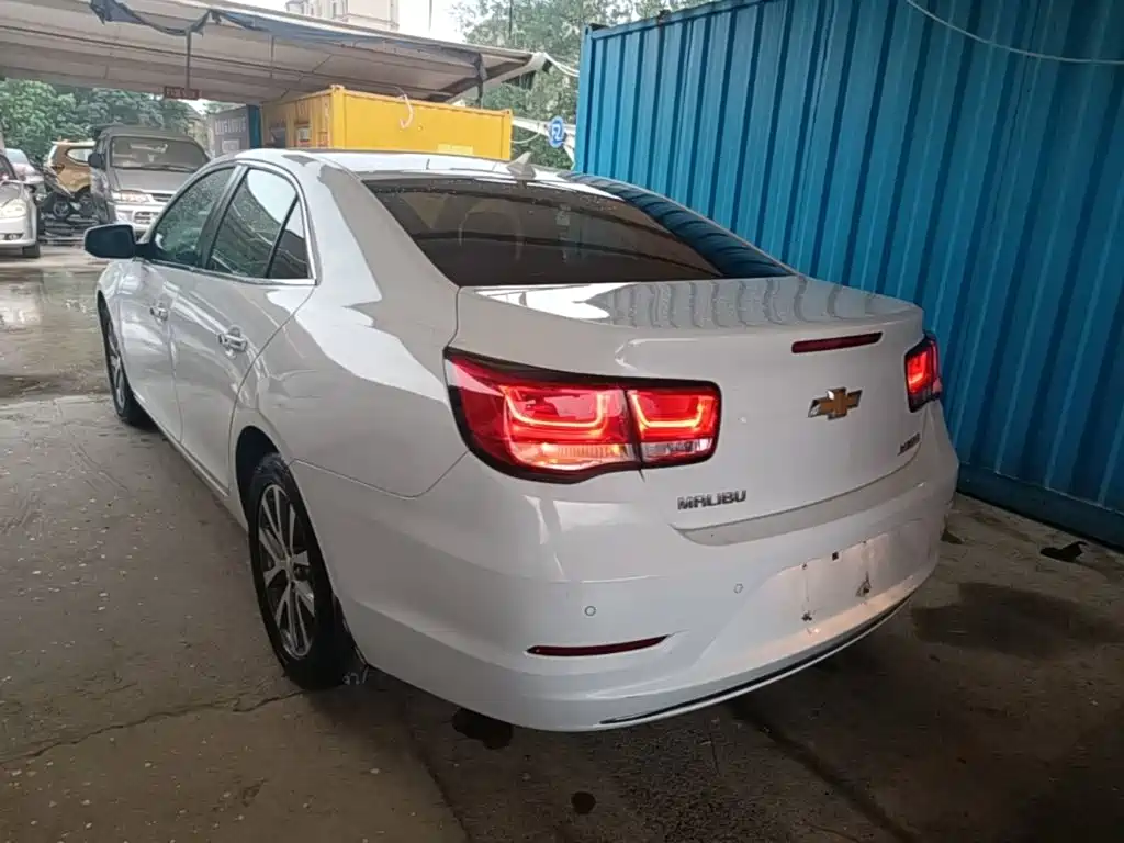 Malibu 2.0 L Auto Luxury