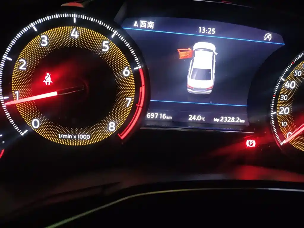 Phideon 380 TSI Luxury