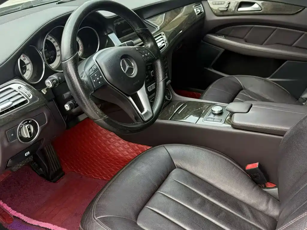 Mercedes-Benz CLS CLS 300 CGI
