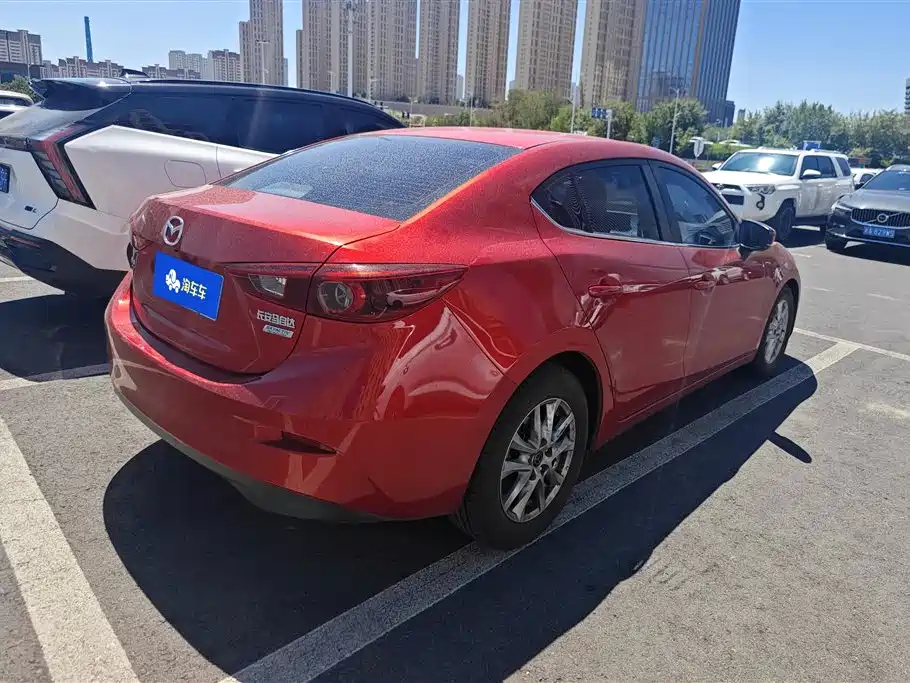 Mazda 3 Axela Sedan 1.5 L Auto Luxury CN-V