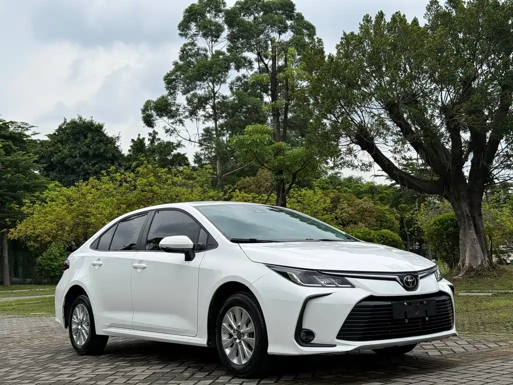 Corolla 1.2 T Pioneer