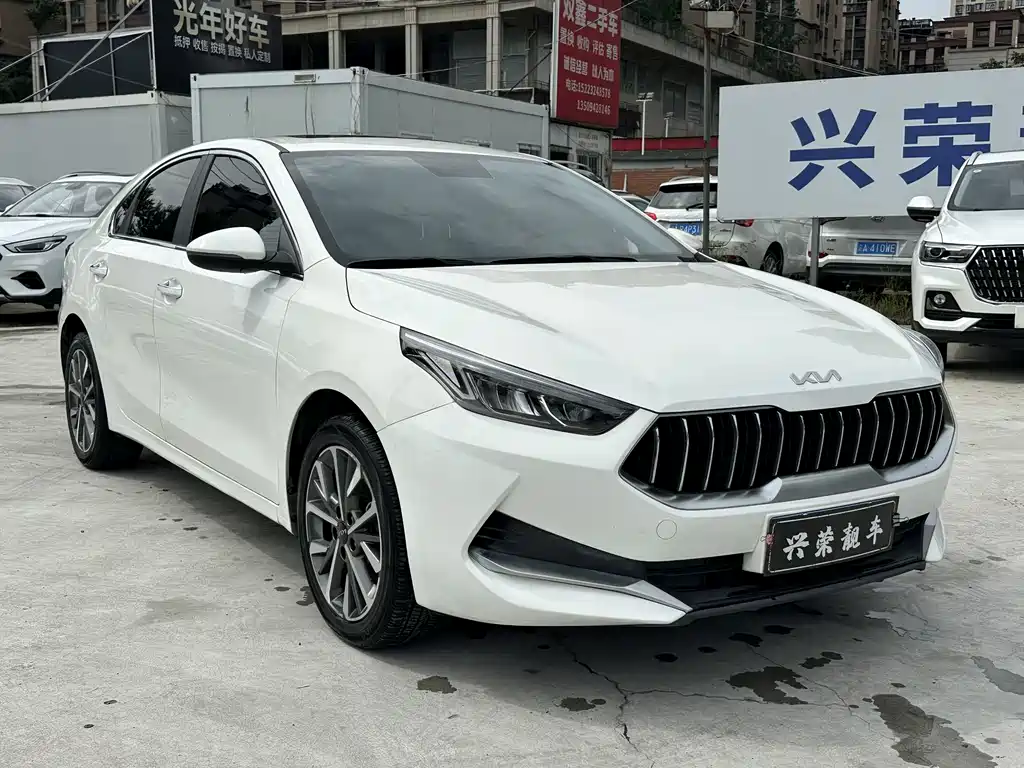 Kia K3 1.5 L CVT Fashion