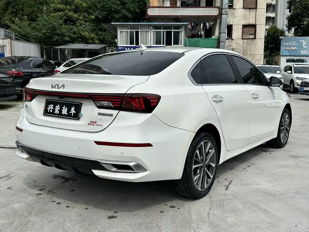 Kia K3 1.5 L CVT Fashion