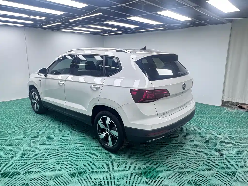 Tharu 280 TSI 2 WD Luxury