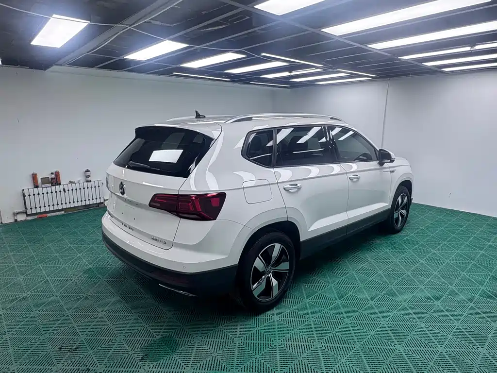 Tharu 280 TSI 2 WD Luxury