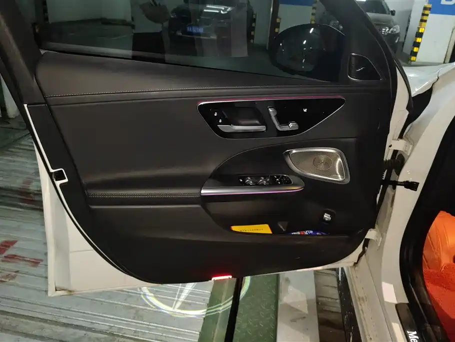 Mercedes-Benz C-Class C 260 L Bright Night Sport