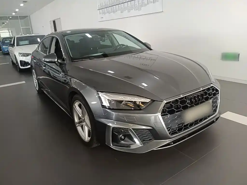 Audi A5 (Import) Sportback 40 TFSI Fashion Dynamic