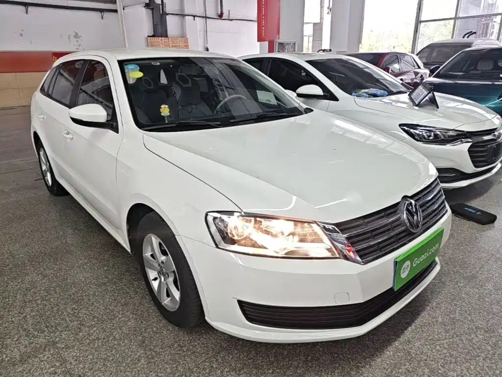Gran Lavida 1.6 L Auto Style