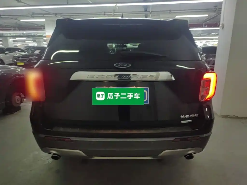 Explorer EcoBoost 285 RWD Style 7-seat