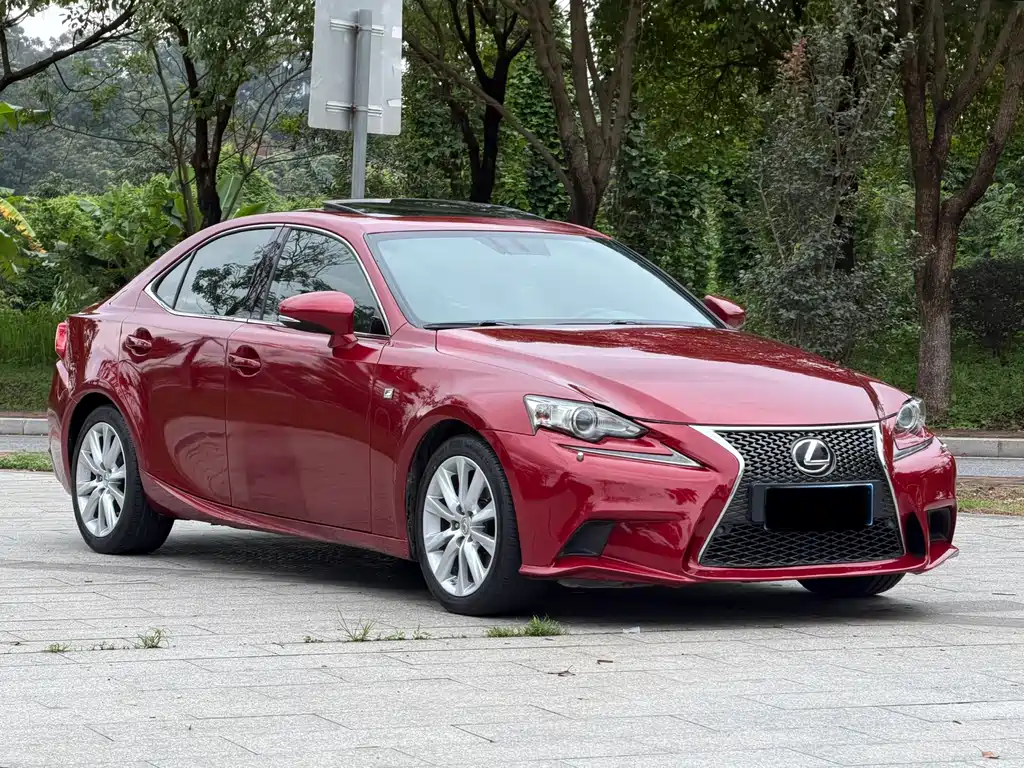 Lexus IS 250 F SPORT